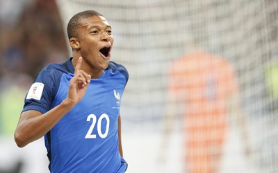 三亿电竞独家-佩德里被铲倒惹争议